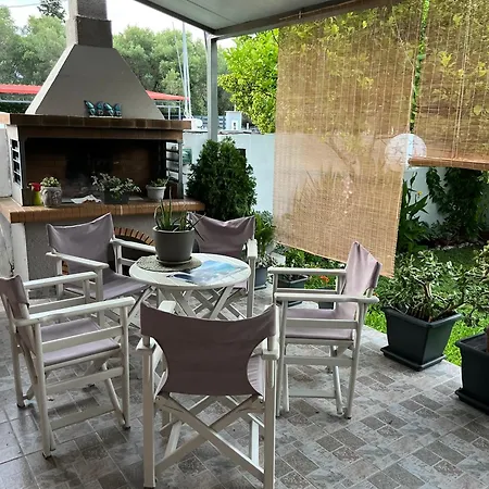 ευχάριστο εξοχικό σπίτι! Holiday home Agiakampos (Volos)